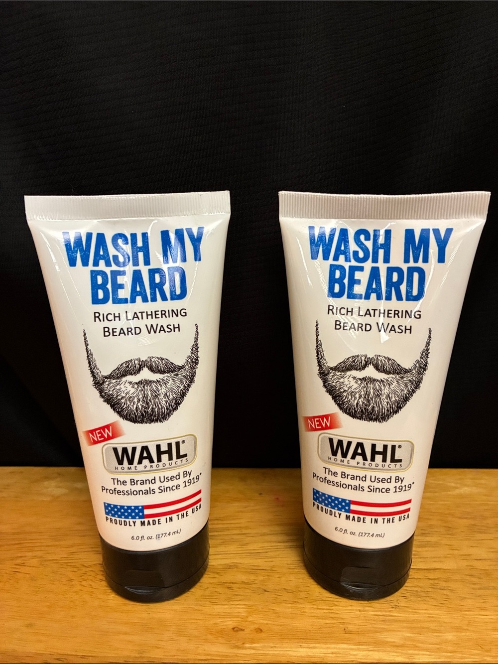 Wahl Wash My Beard Rich Lathering Beard Wash - White and Blue